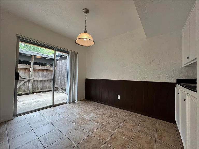 1908 Camden Ct #3 — Photo 8
