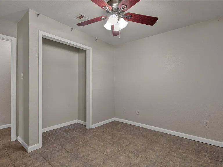 7604 Robalo Rd — Photo 24
