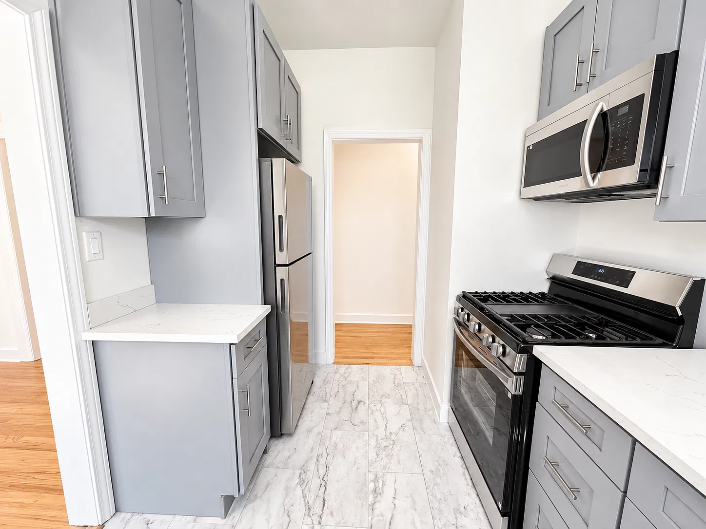 Wilson Ave 1540 — Photo 3