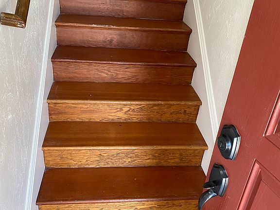 2nd image of 702 Edwards St #704