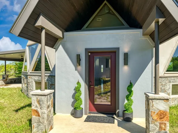 7400 N Locust St, Denton, TX 76207