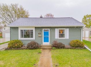 1717 Vahlen St, Madison, WI 53704