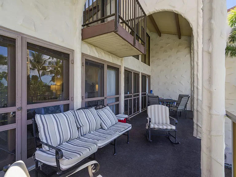 S Kihei Rd — Photo 11