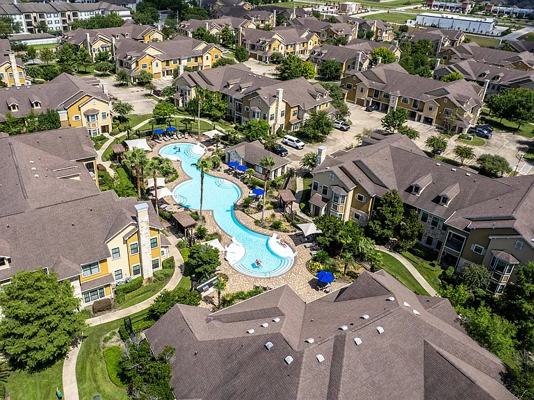 Avenues at Tuscan Lakes — Photo 56