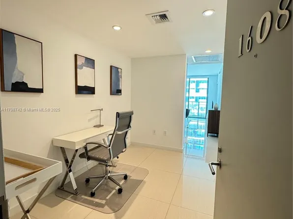 1300 S Miami Ave Unit 1608, Miami, FL 33130