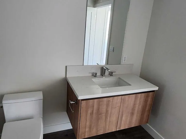 5252 Willowcrest Ave — Photo 17