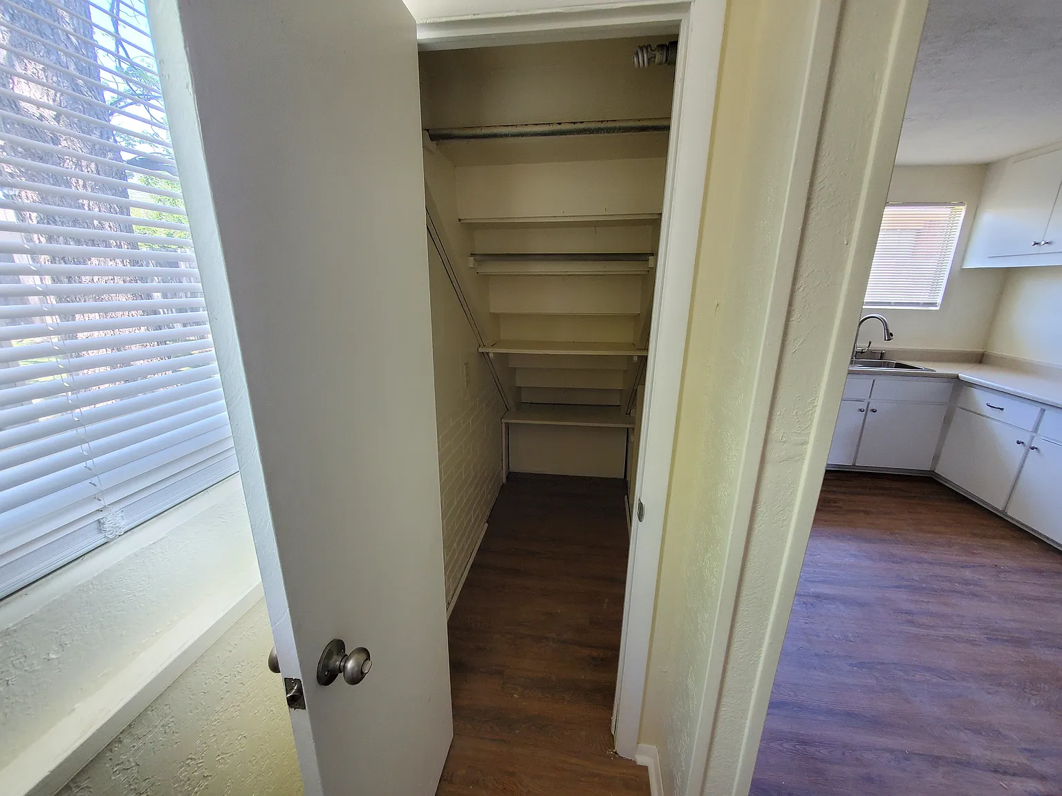 1 bed, 500 sqft, $600 — Photo 3