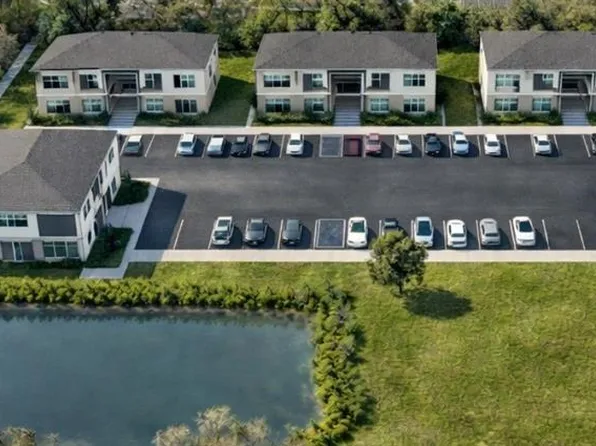 100 S Old Wire Rd, Wildwood, FL 34785