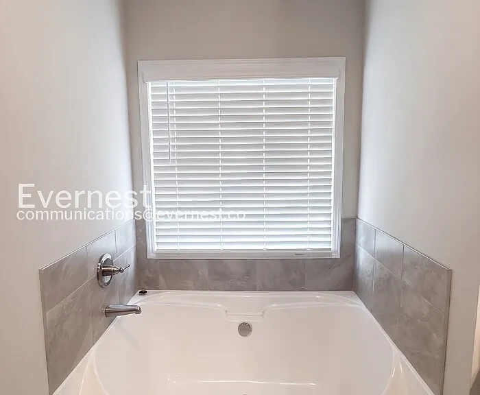 141 Culver St — Photo 8