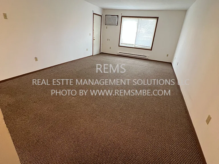 564 E Slifer St — Photo 18