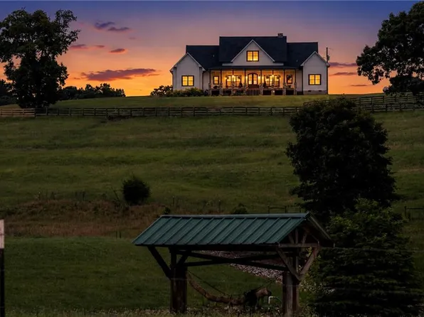 5080 County Road 263 Rd, Lanett, AL 36863