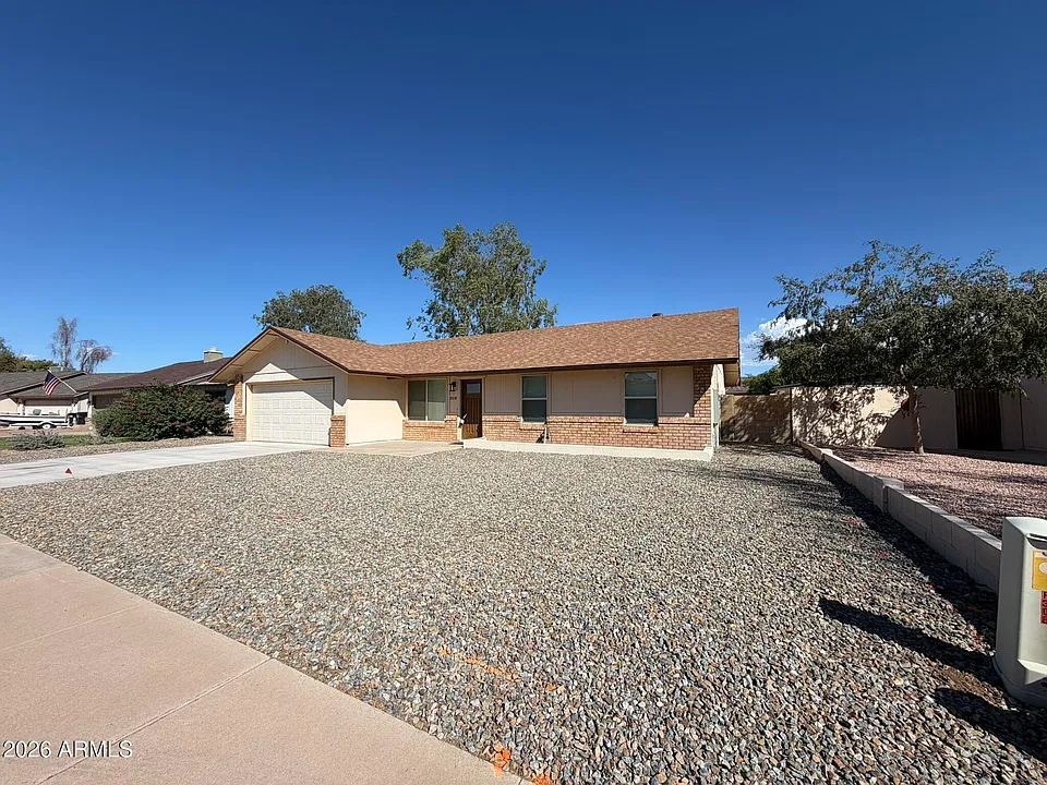 308 E Melody Dr