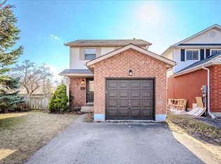 85 Moss Pl, Guelph, ON N1G4V3