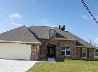 2815 Eastdale Dr, Groves, TX 77619