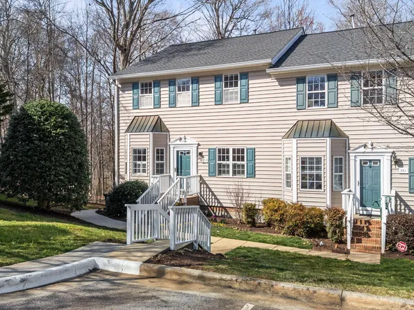 319 Silverberry Ct, Cary, NC 27513