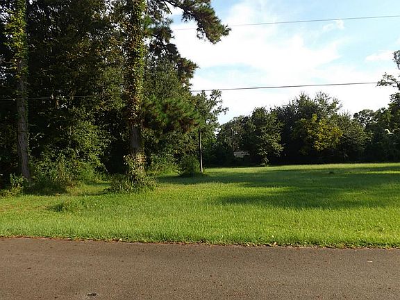 5th image of 22156 Newton Dr
