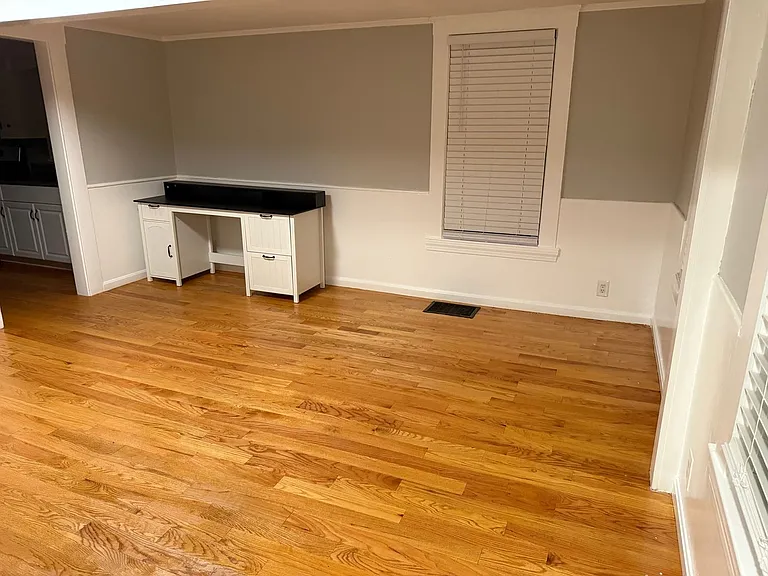 18 Cliff St — Photo 3