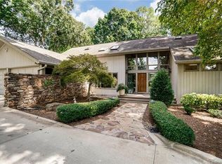 3 Pine Knoll Ln, Clover, SC 29710