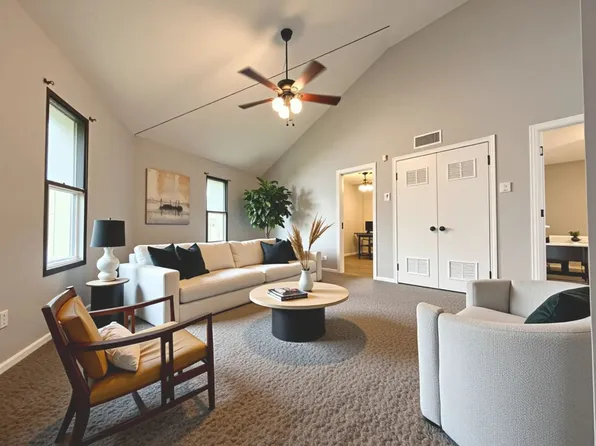 205 W Woodruff, 205 W Woodruff Ave Unit 4, Searcy, AR 72143