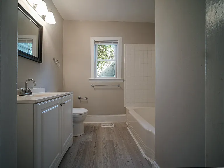 614 Ambassador St — Photo 22