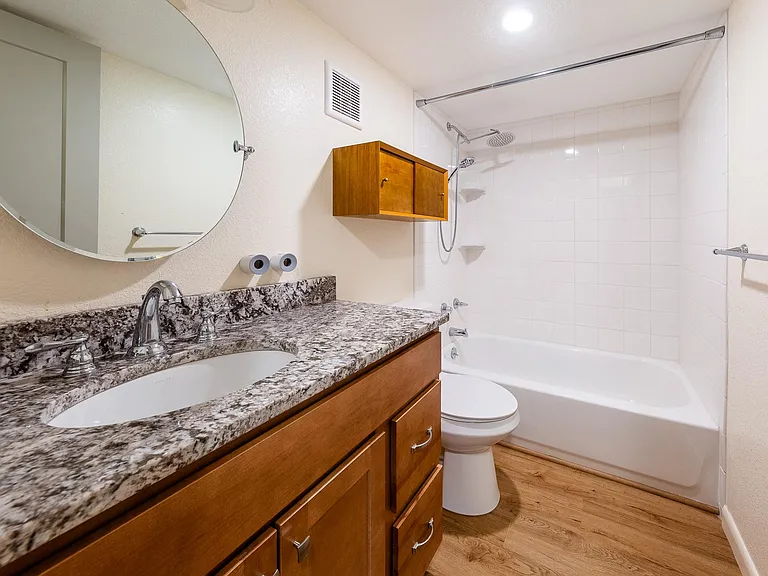 2441 S Xanadu Way #C — Photo 11