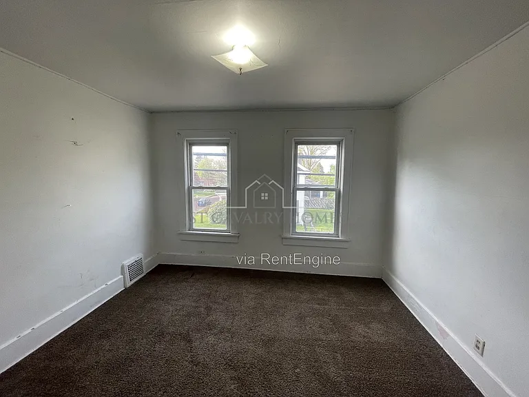 301 Roslyn Ave NW #303 — Photo 31