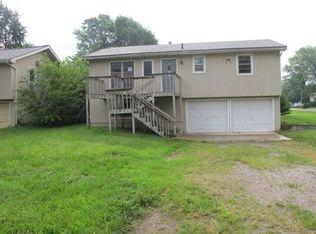 508 S Washington St, Spring Hill, KS 66083