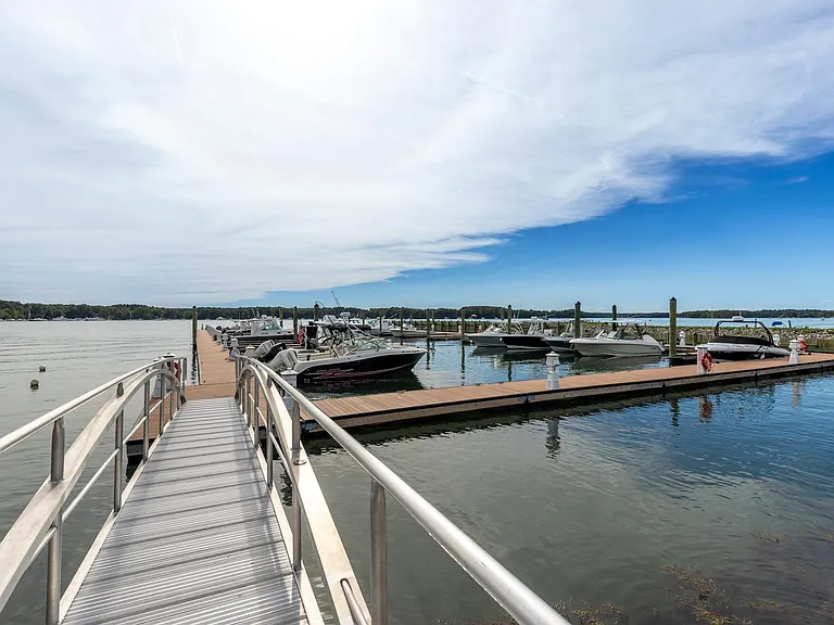 28 Little Bay Dr #28 — Photo 47