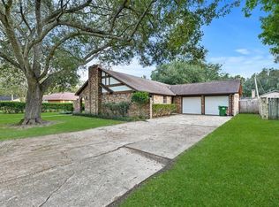 155 Valley Dr, Liberty, TX 77575