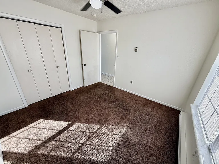 709 E Woodland St — Photo 28