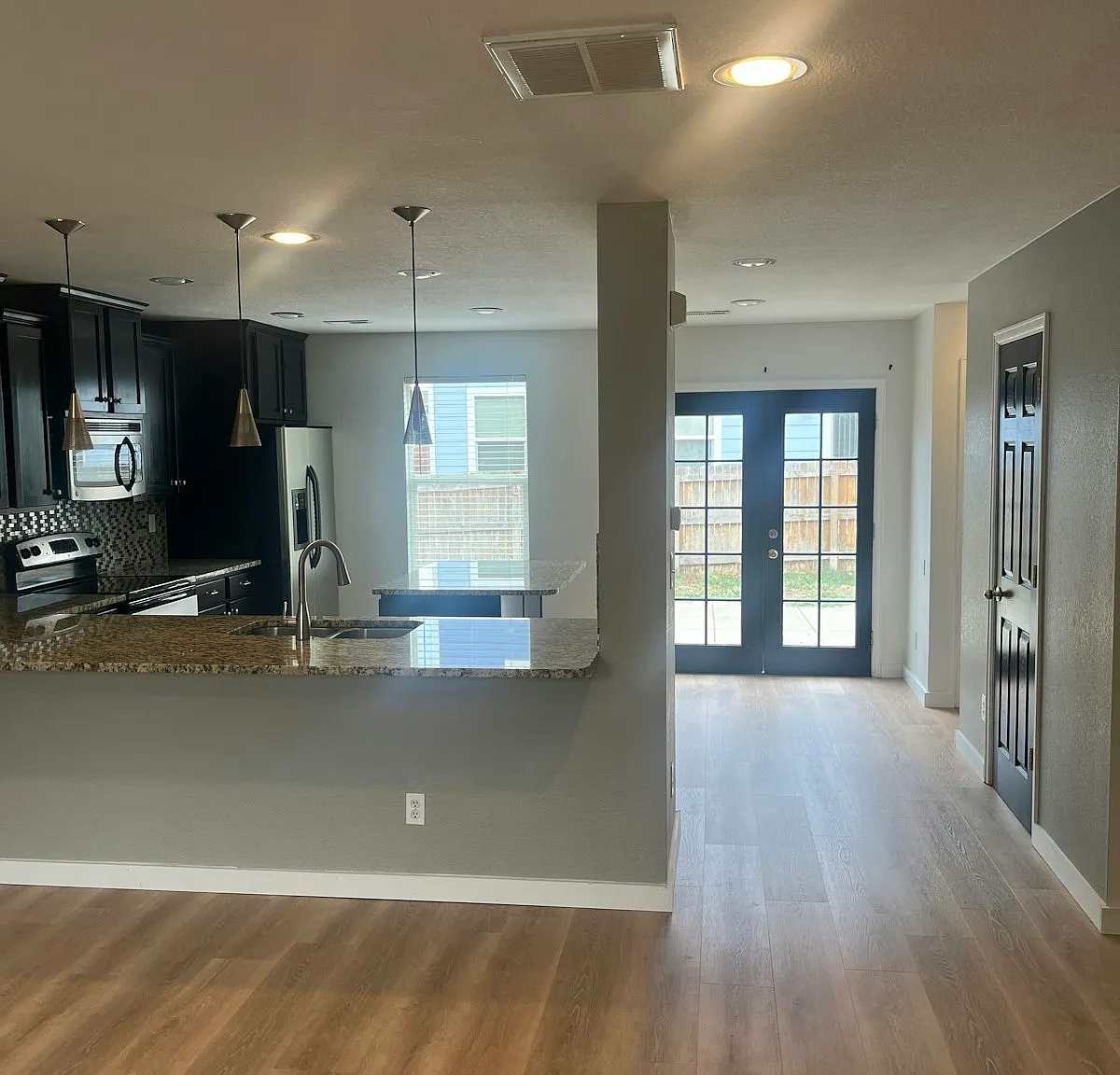 10418 Forester Place — Photo 4