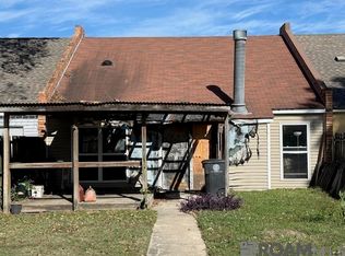 8724 Pecan Tree Dr, Baton Rouge, LA 70810