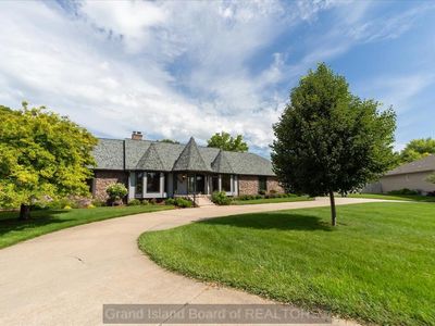 1610 Parkview Dr, Grand Island, NE, 68801