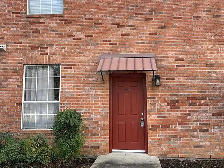 900 Dean Lee Dr #206 — Photo 1