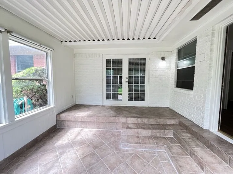7215 Clemson Dr — Photo 24
