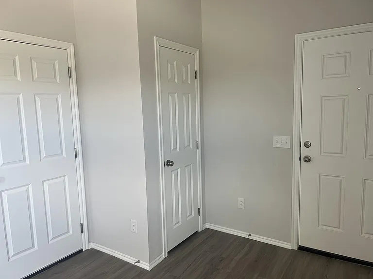 1009 Ichabod Cir — Photo 14
