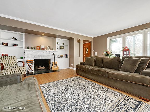 3rd image of 7029 N Caldwell Ave