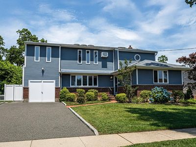 101 Toronto Avenue, Massapequa, NY, 11758