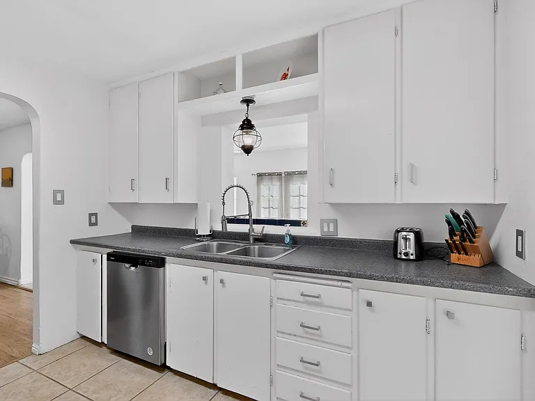 226 Sierra Pl NE — Photo 15