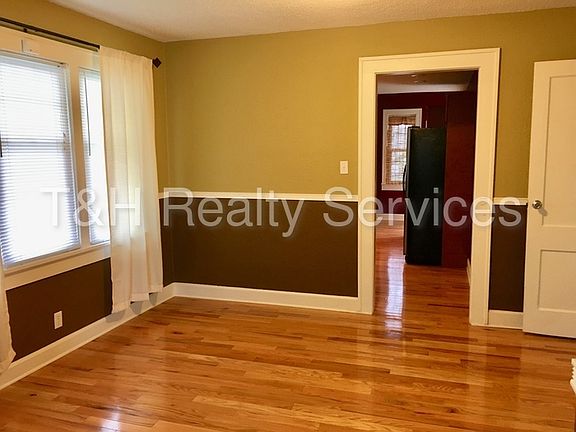 5th image of 4001 Graceland Ave