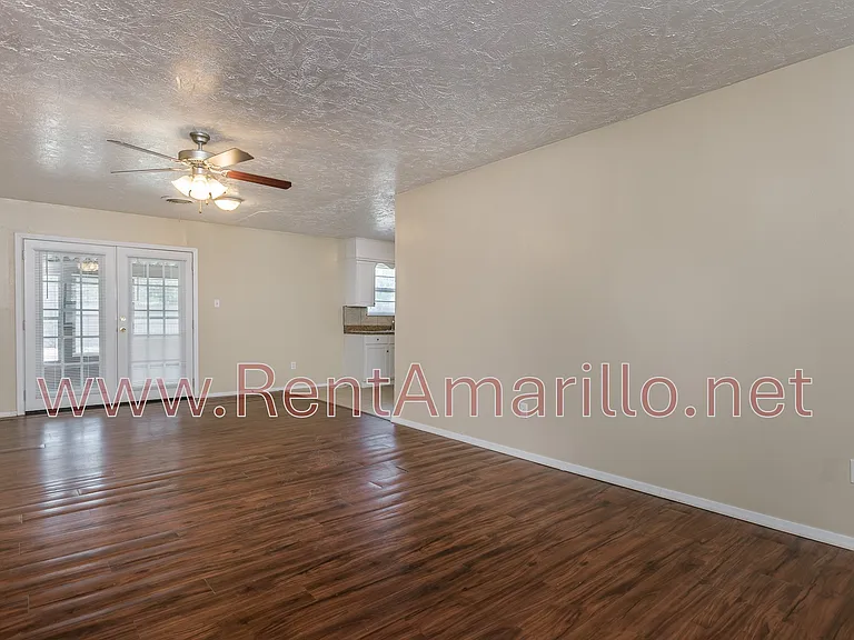 3305 Mockingbird Ln — Photo 3