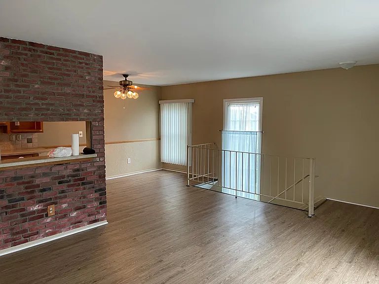 23653 Stonehenge Blvd — Photo 22