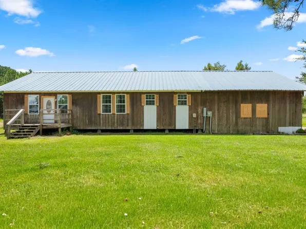 2732 Sandra Dr, Sulphur, LA 70665