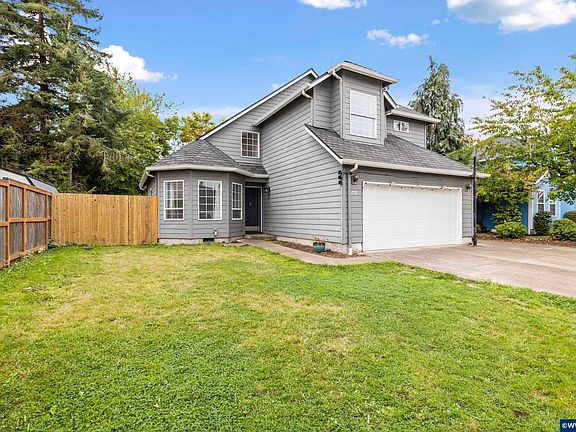 5th image of 270 Martin Way S