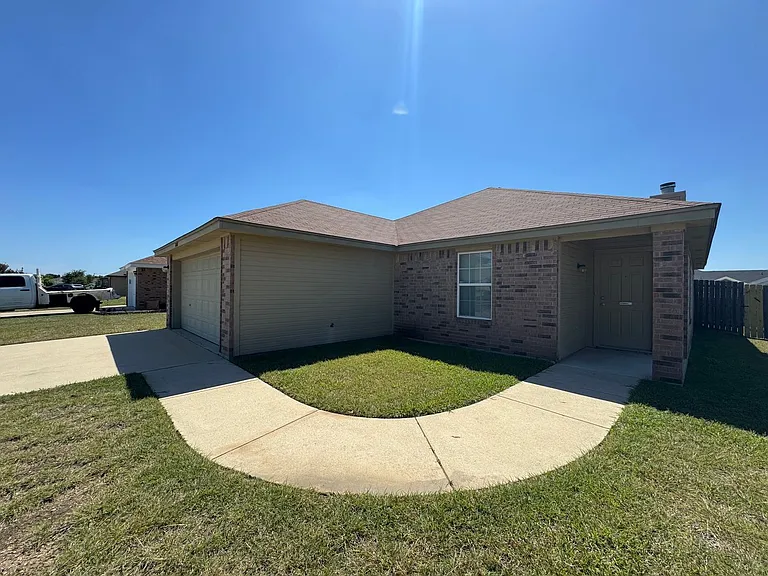 3807 Ida Dr — Photo 4