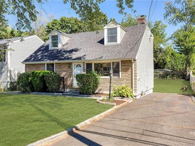 158 Waterbury Avenue, Stamford, CT, 06902