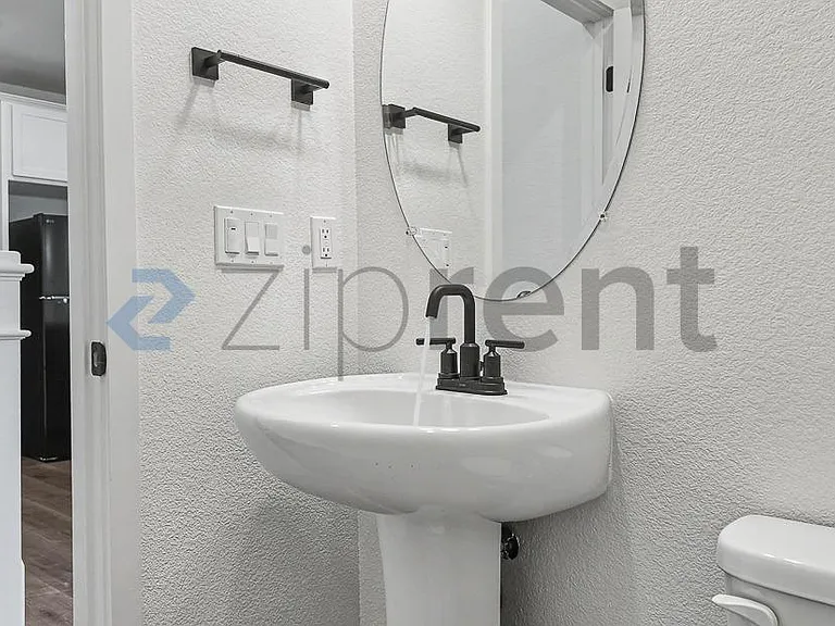 10110 Elise Way — Photo 24