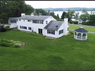 2844 E Lake Rd, Skaneateles, NY 13152