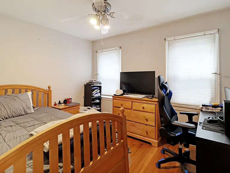 1 Salem Pl — Photo 9