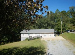 953 Halliana Rd, Alexander City, AL 35010